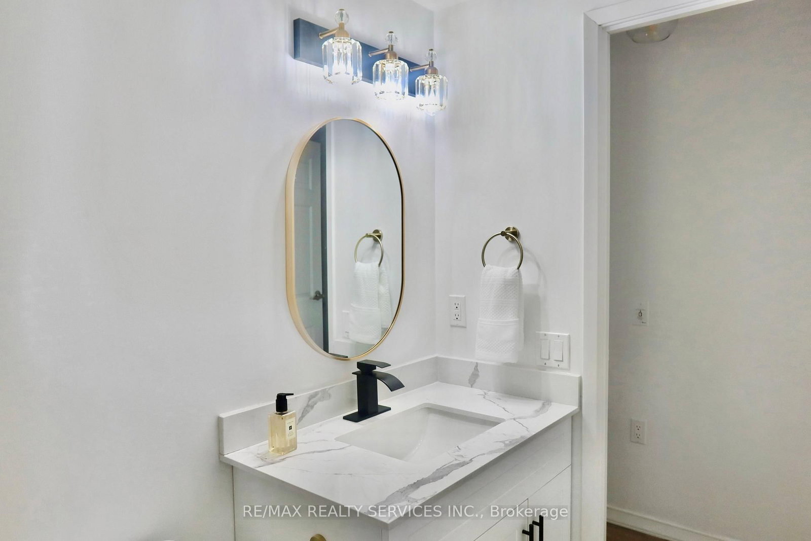 15 Maplewood Avenue • #310 • Toronto, ON photo 11