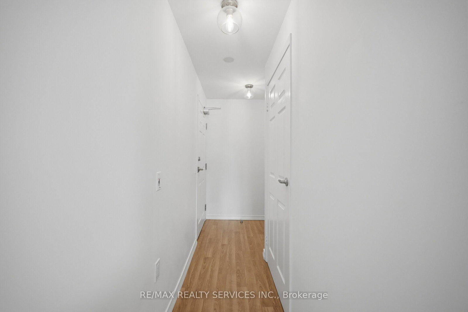 15 Maplewood Avenue • #310 • Toronto, ON photo 13
