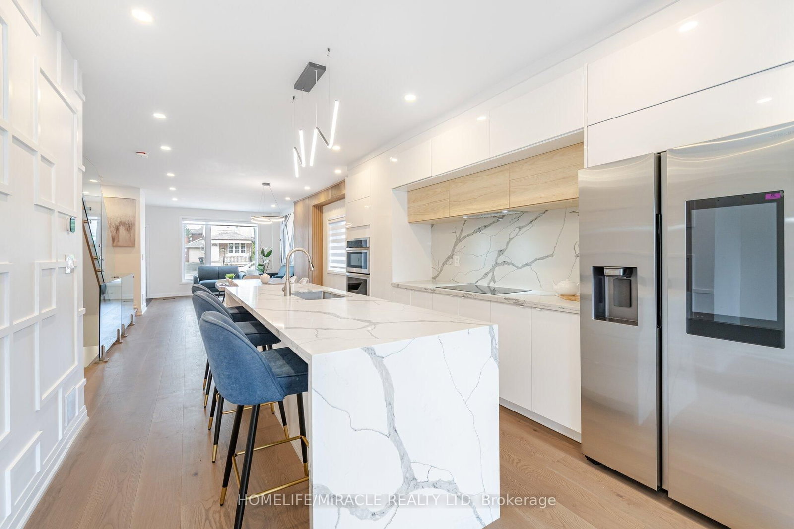 388 Oakwood Avenue • Toronto, ON photo 10