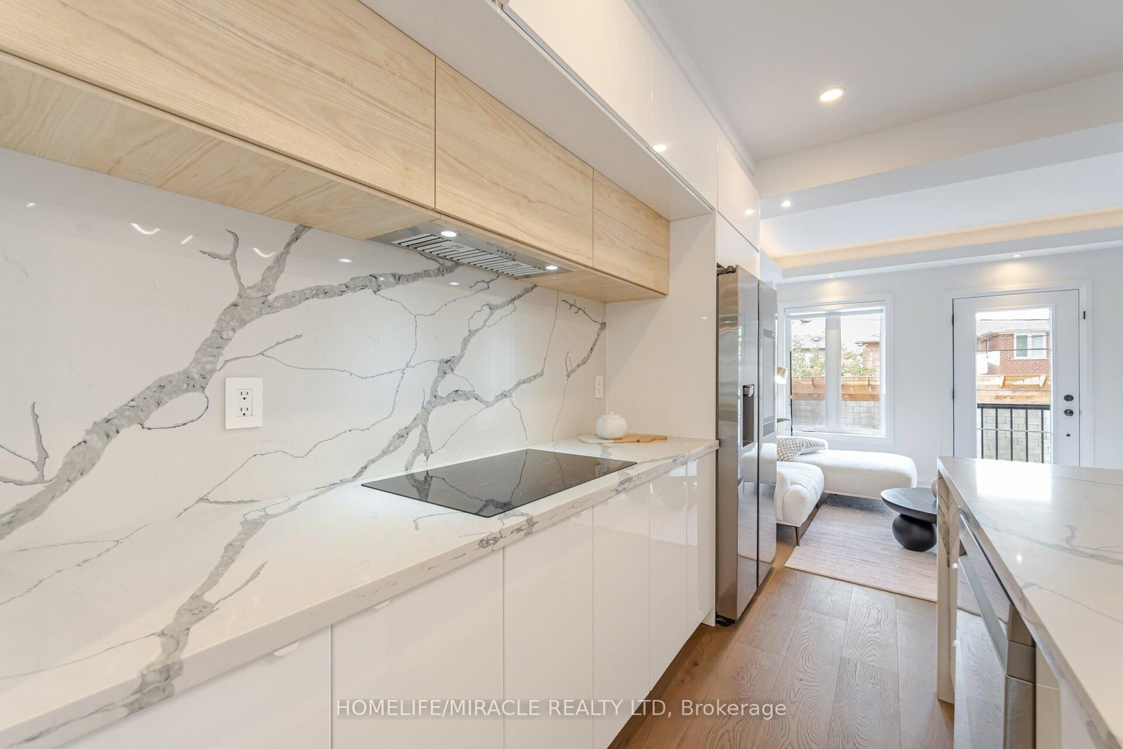 388 Oakwood Avenue • Toronto, ON photo 12