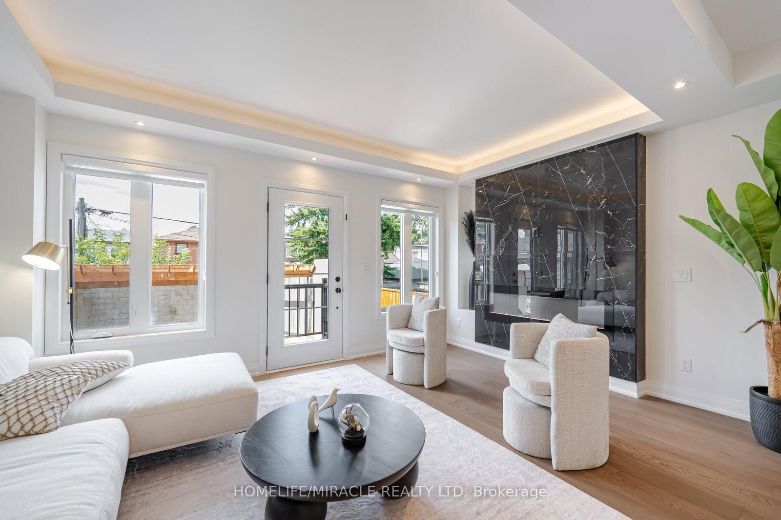 388 Oakwood Avenue • Toronto, ON photo 18