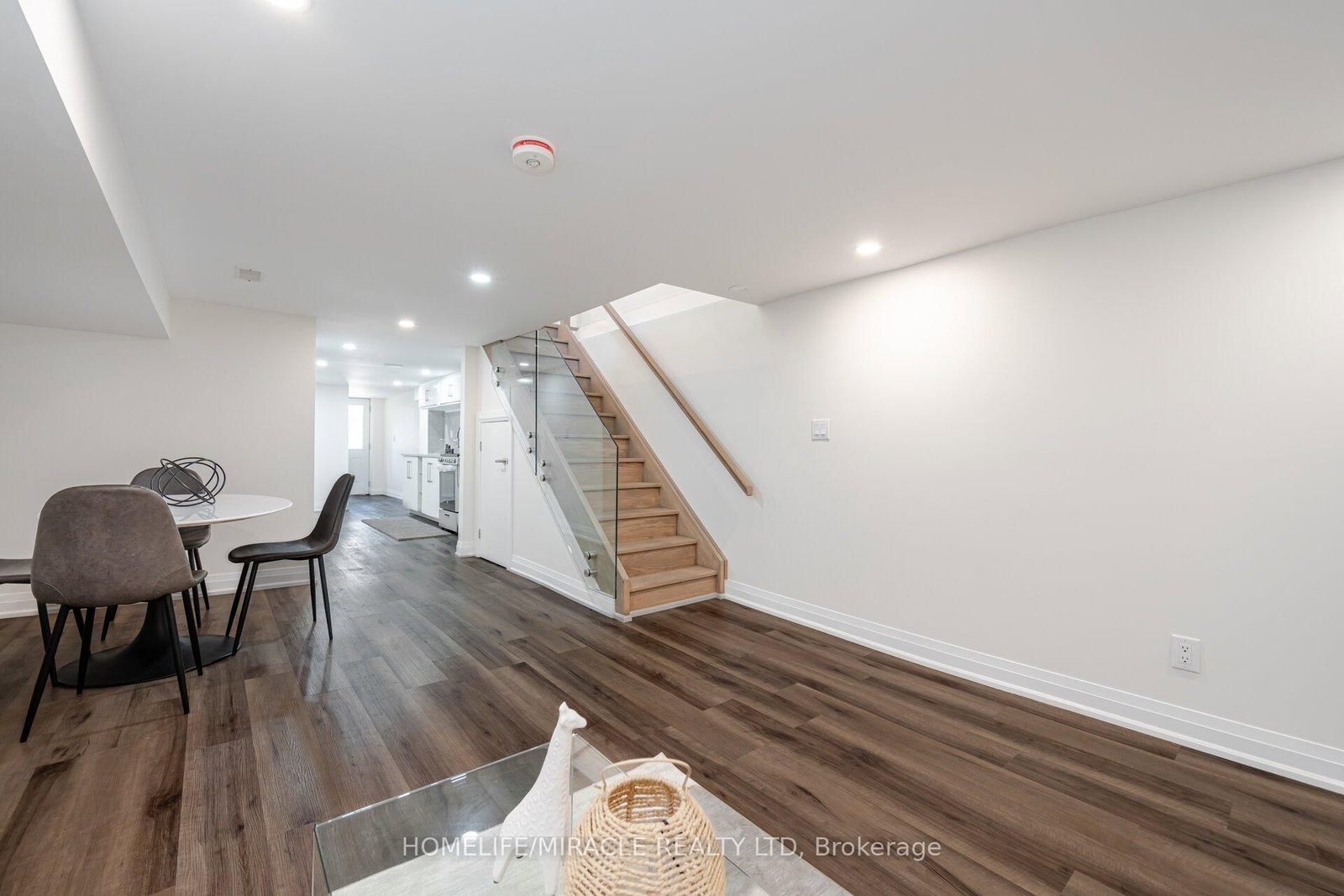 388 Oakwood Avenue • Toronto, ON photo 39