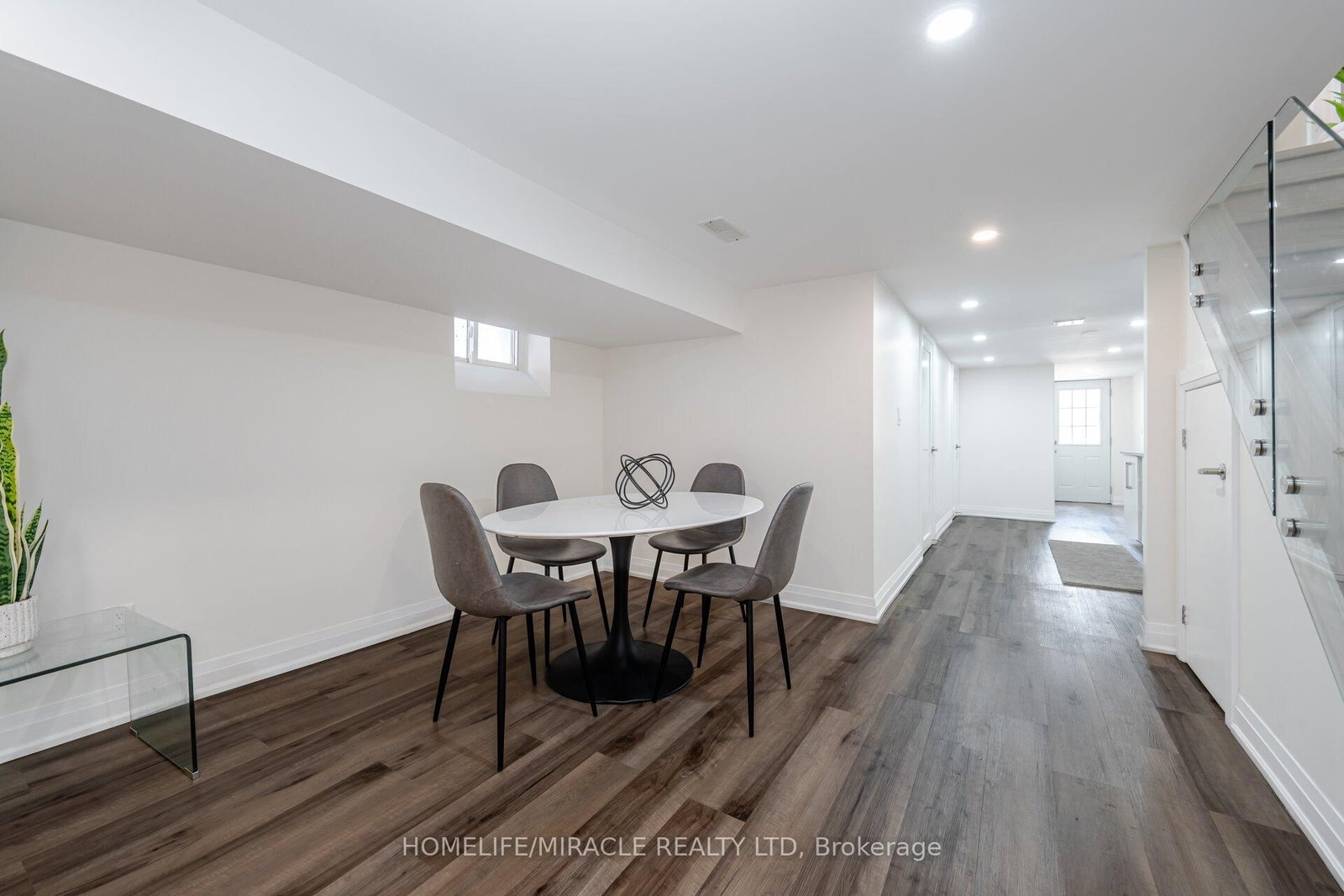 388 Oakwood Avenue • Toronto, ON photo 41