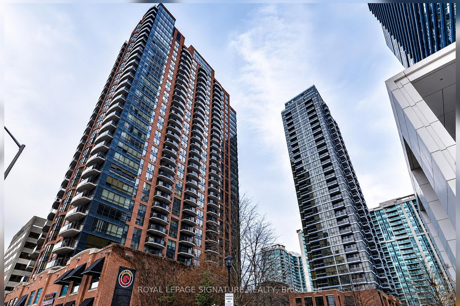 33 Sheppard Avenue E • #2210 • Toronto, ON photo 18