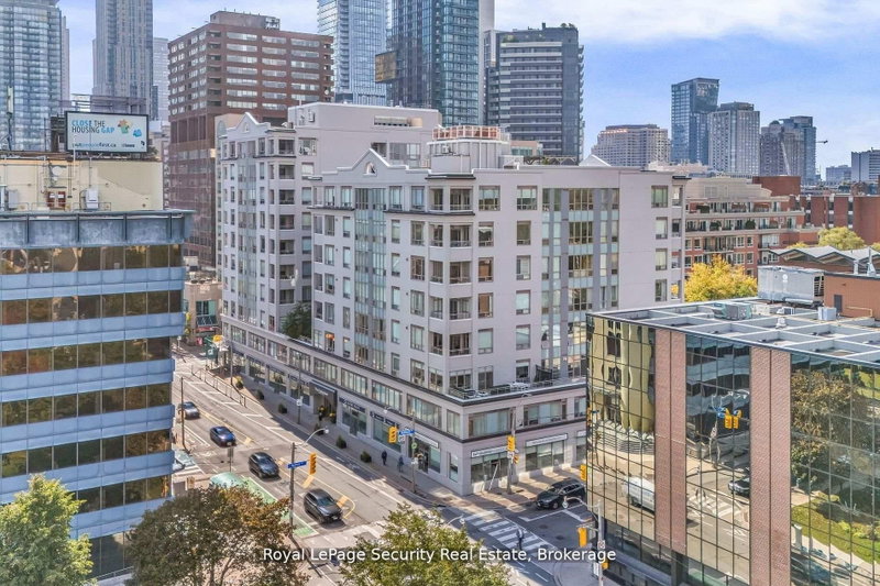 403 - 980 Yonge Street