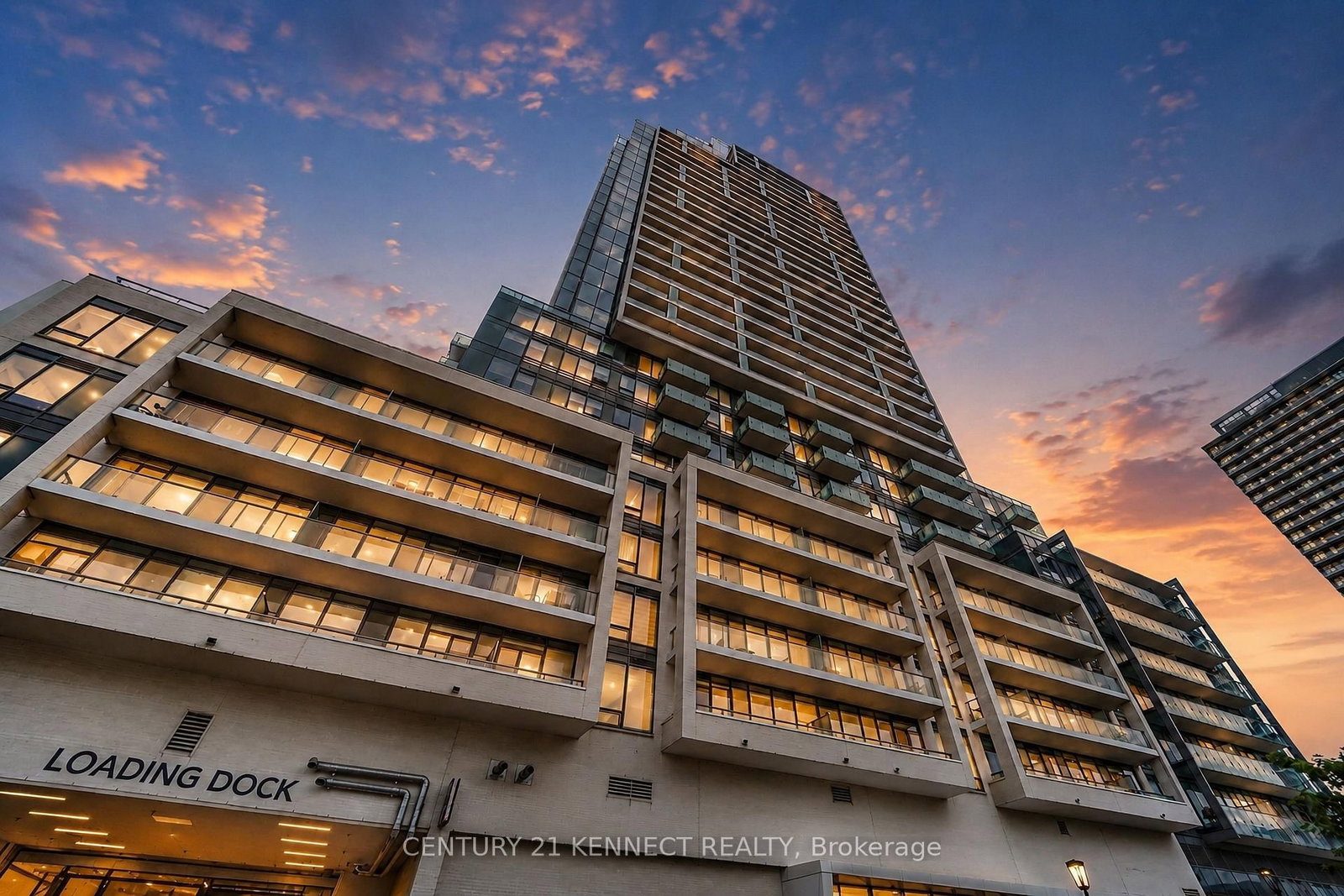 7 Golden Lion Heights • #826 • Toronto, ON photo 4