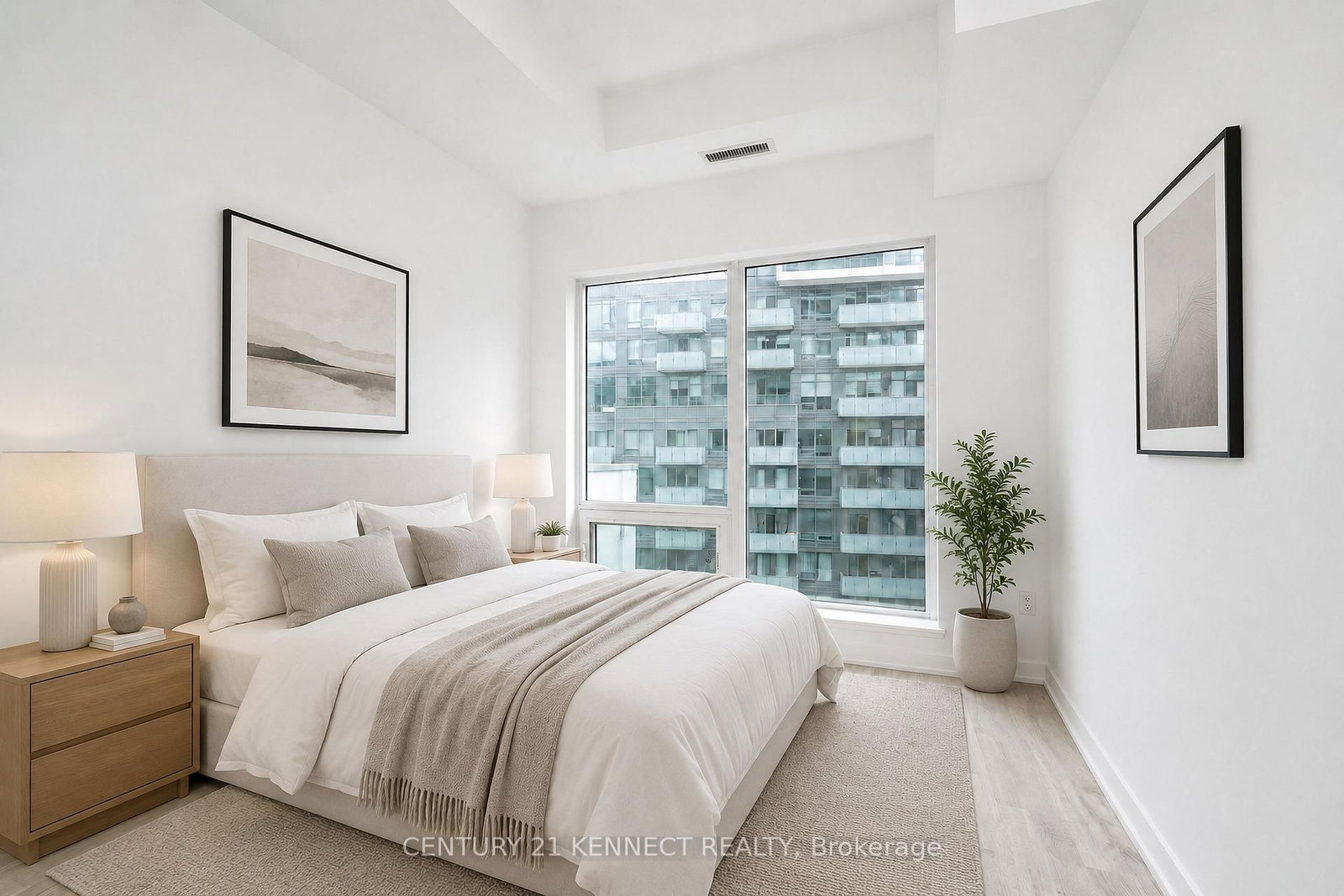 7 Golden Lion Heights • #826 • Toronto, ON photo 6