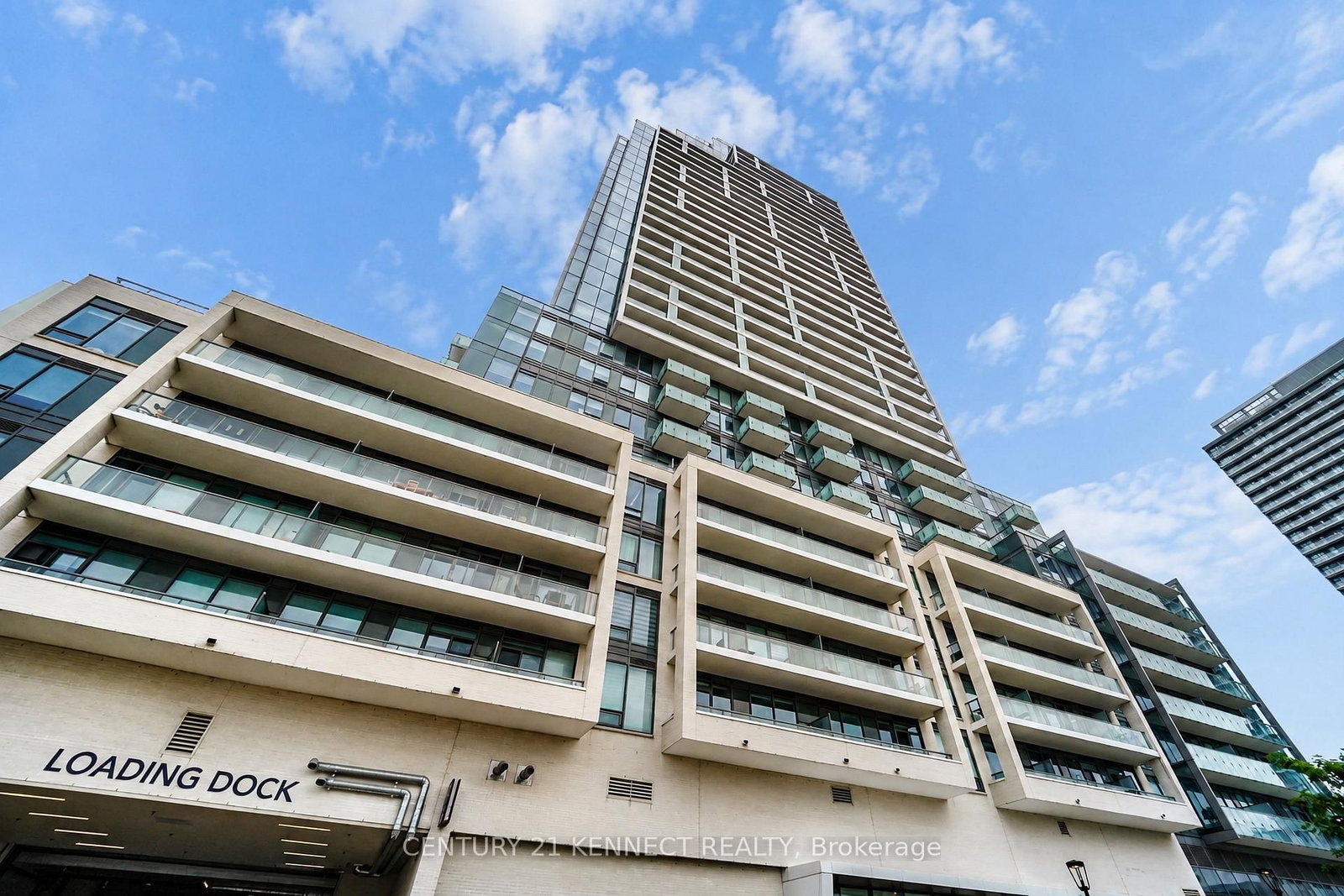 7 Golden Lion Heights • #826 • Toronto, ON photo 8