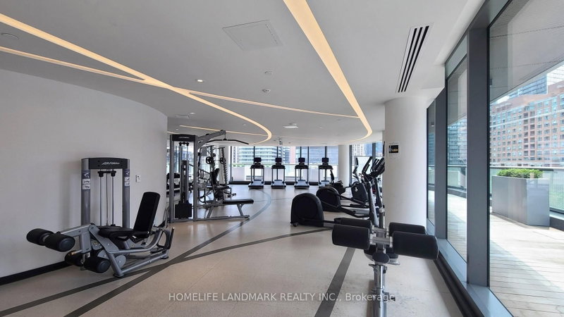 1106 - 11 Wellesley Street W
