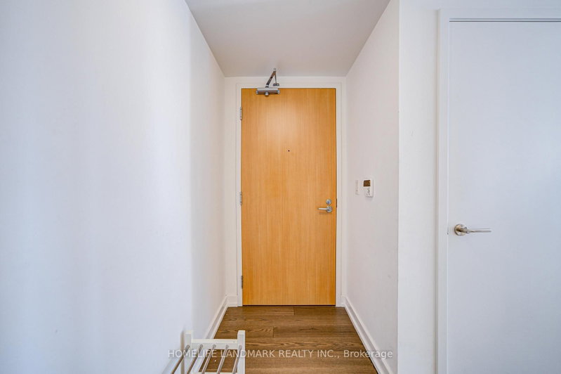 1106 - 11 Wellesley Street W