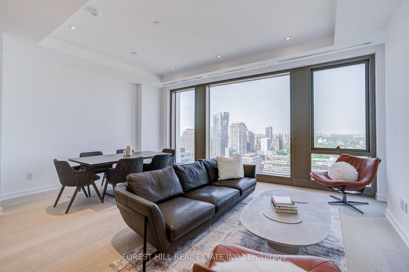 2202 - 1315 BAY Street