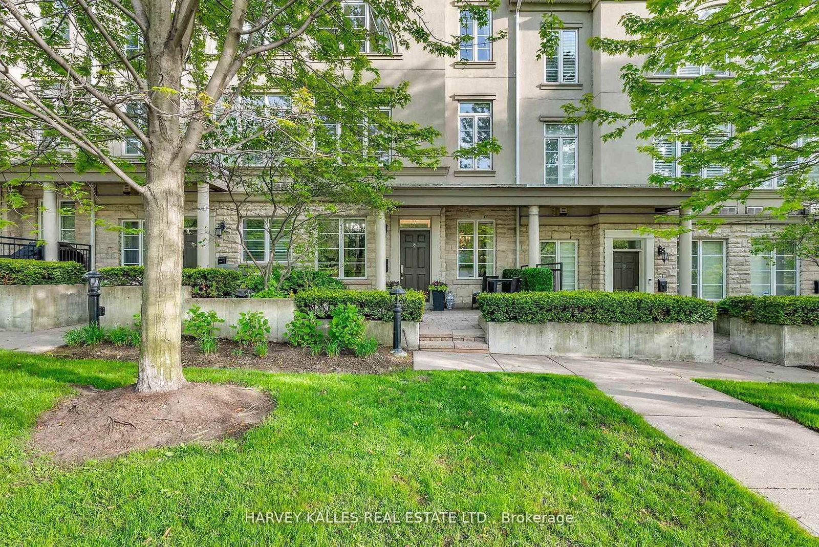 51 York Mills Road • #313 • Toronto, ON photo 2