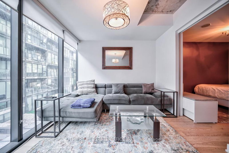 331 - 629 King Street W