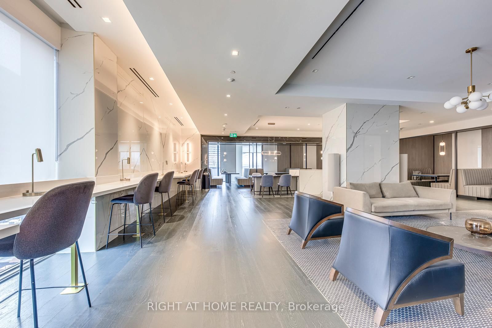 8 Wellesley Street W • #3112 • Toronto, ON photo 36