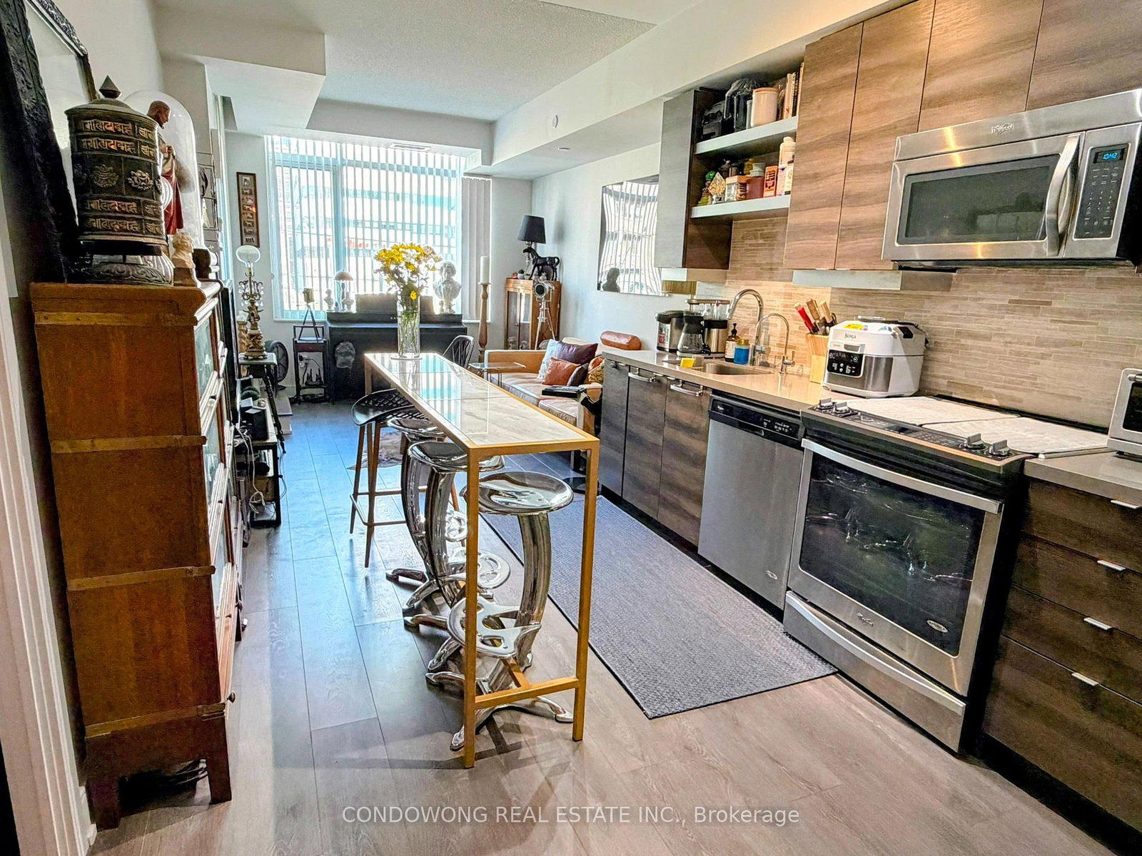 525 Adelaide Street W • #210 • Toronto, ON photo 6