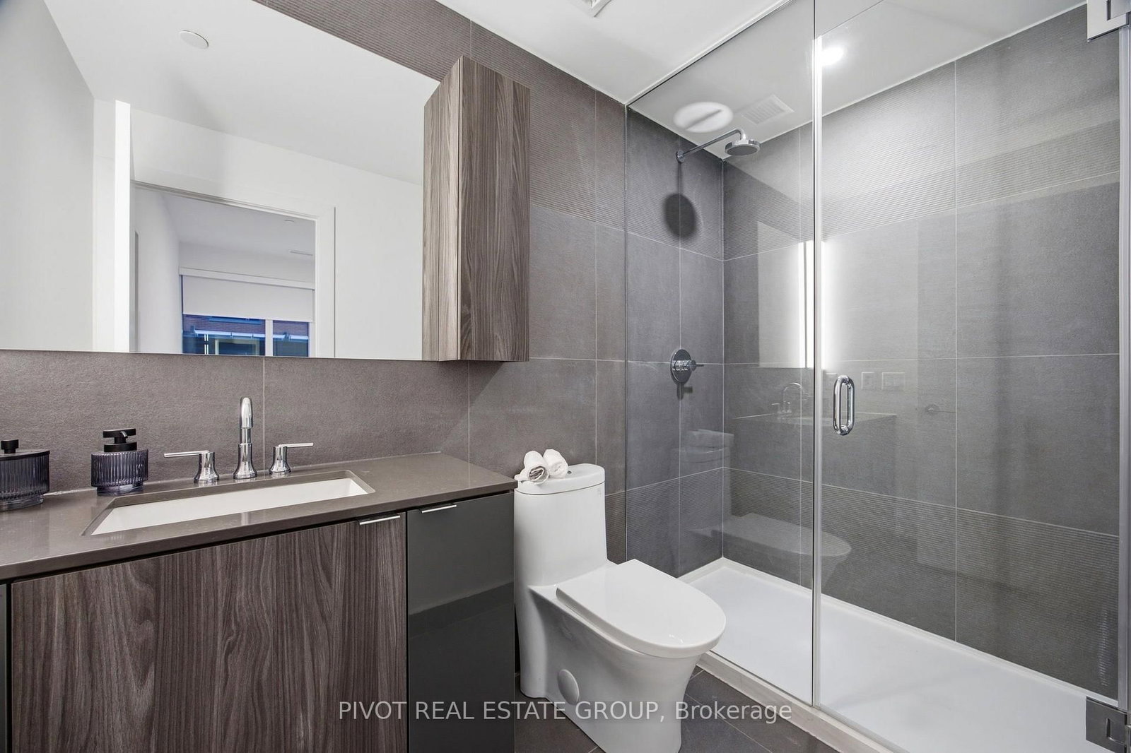 15 Mercer Street • #518 • Toronto, ON photo 21