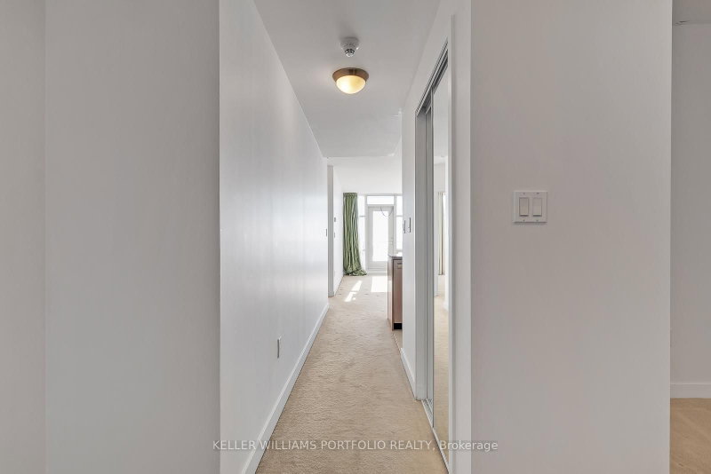 2910 - 10 Navy Wharf Court