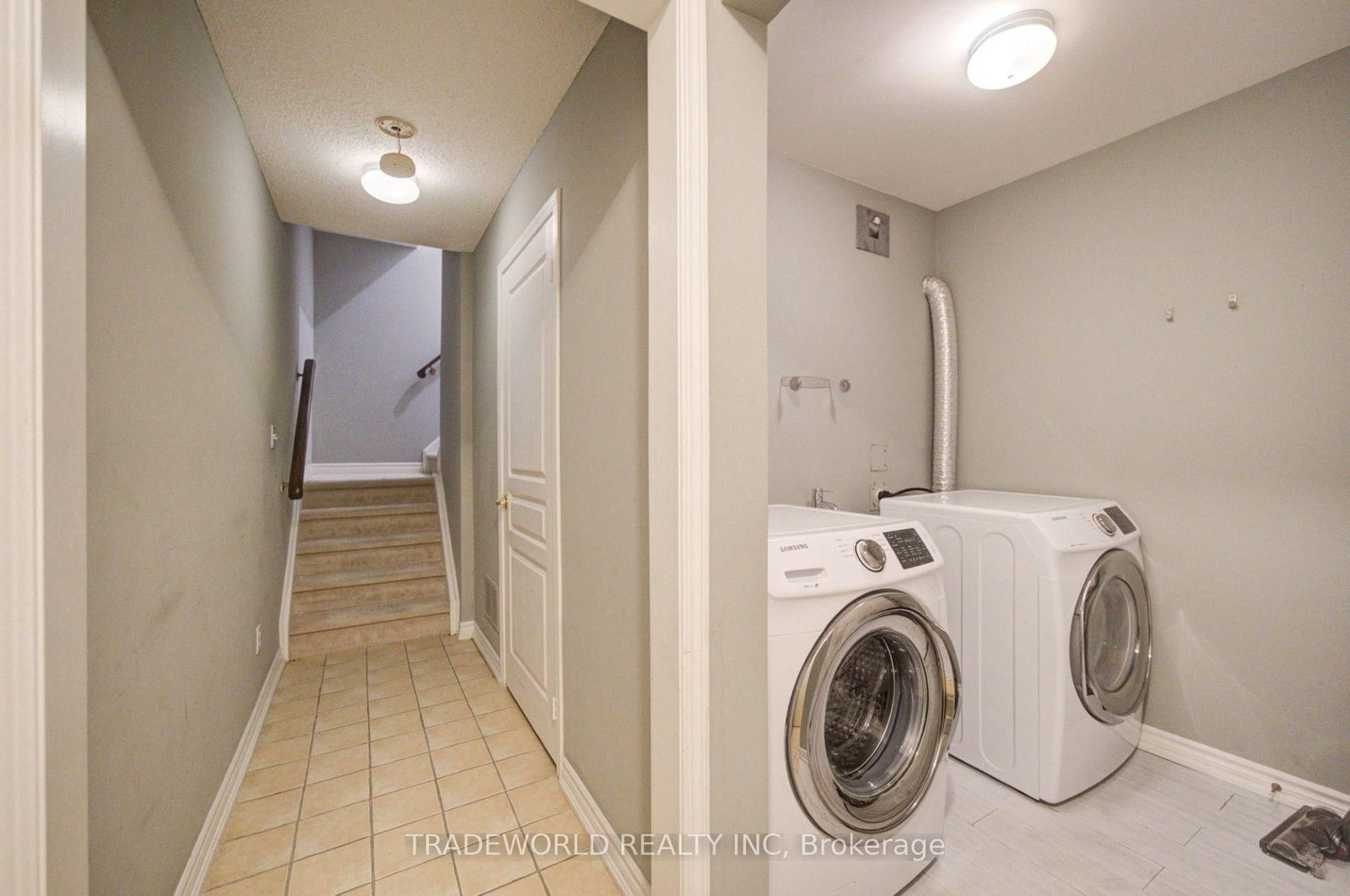 37 Avondale Avenue • #513 • Toronto, ON photo 30