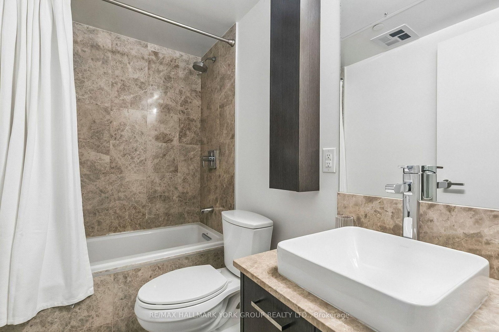 3018 Yonge Street • #606 • Toronto, ON photo 44