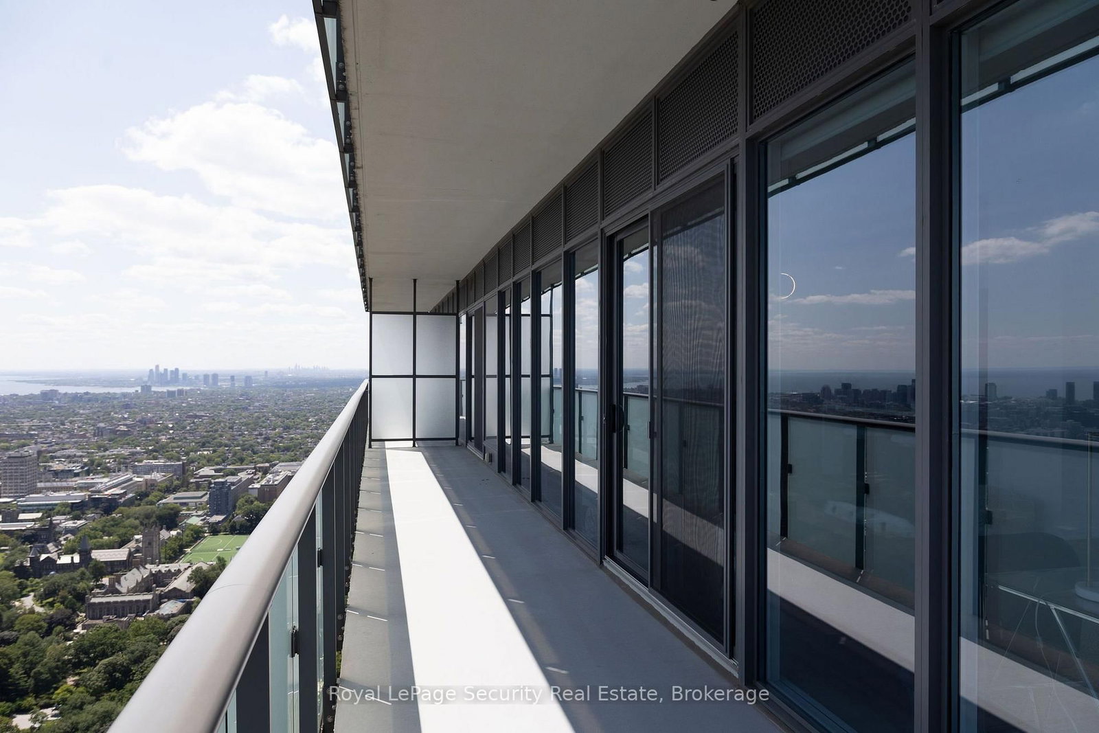 1080 Bay Street • #5301 • Toronto, ON photo 26