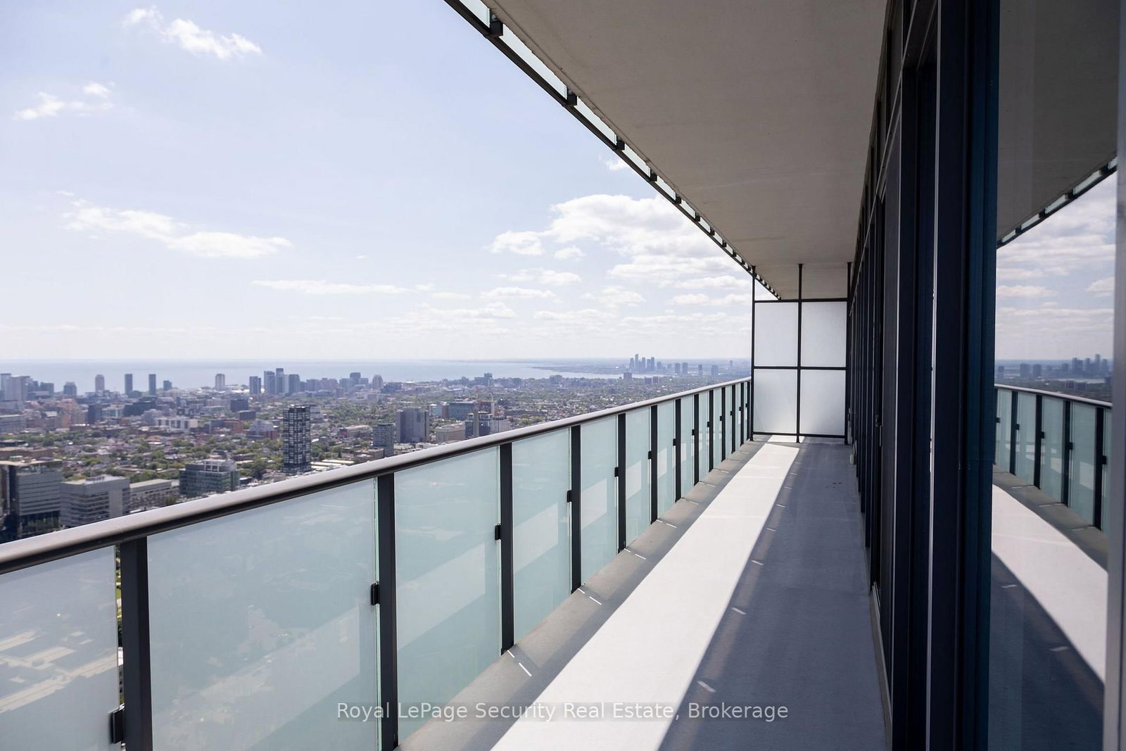 1080 Bay Street • #5301 • Toronto, ON photo 27