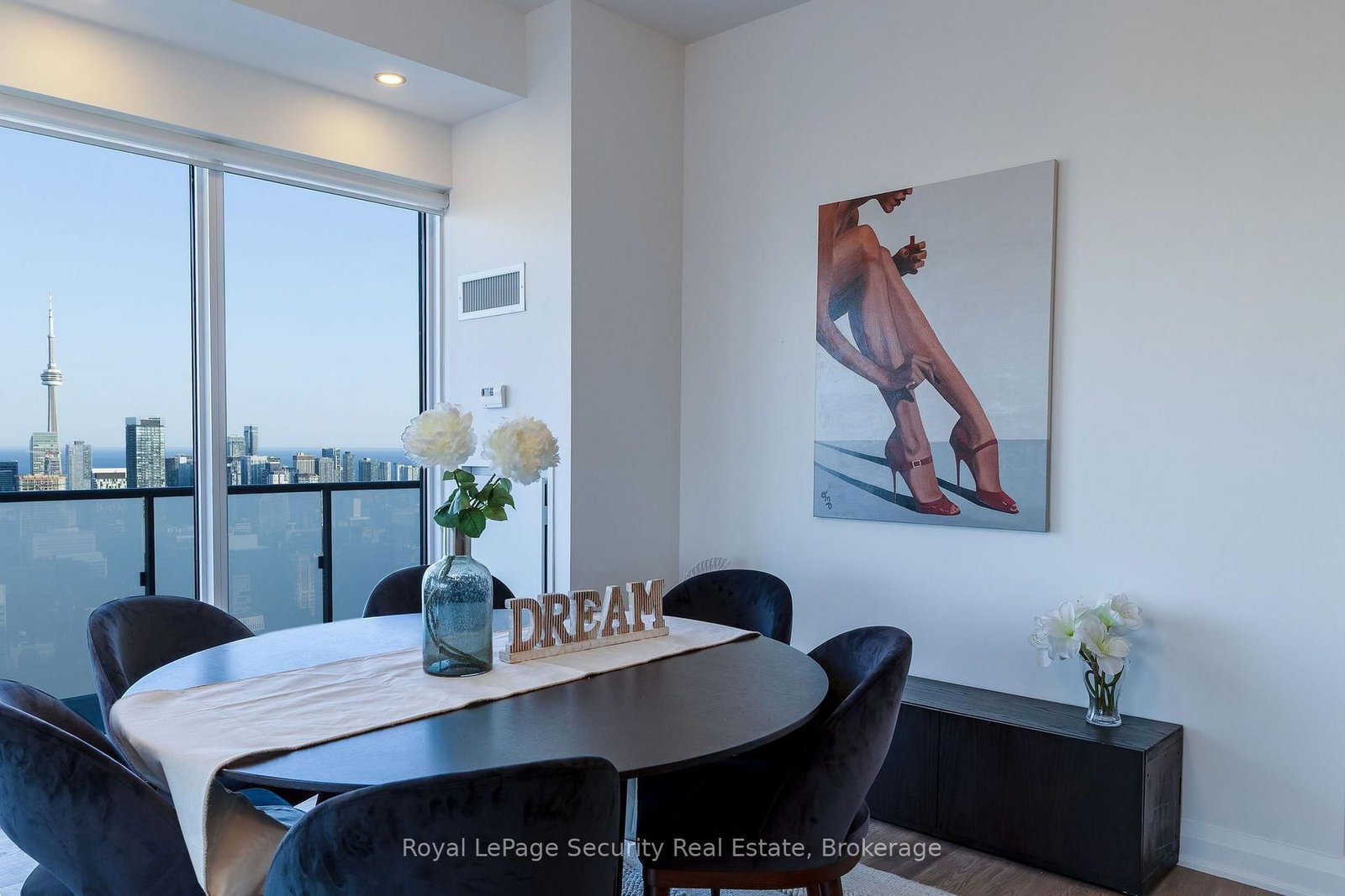 1080 Bay Street • #5301 • Toronto, ON photo 28