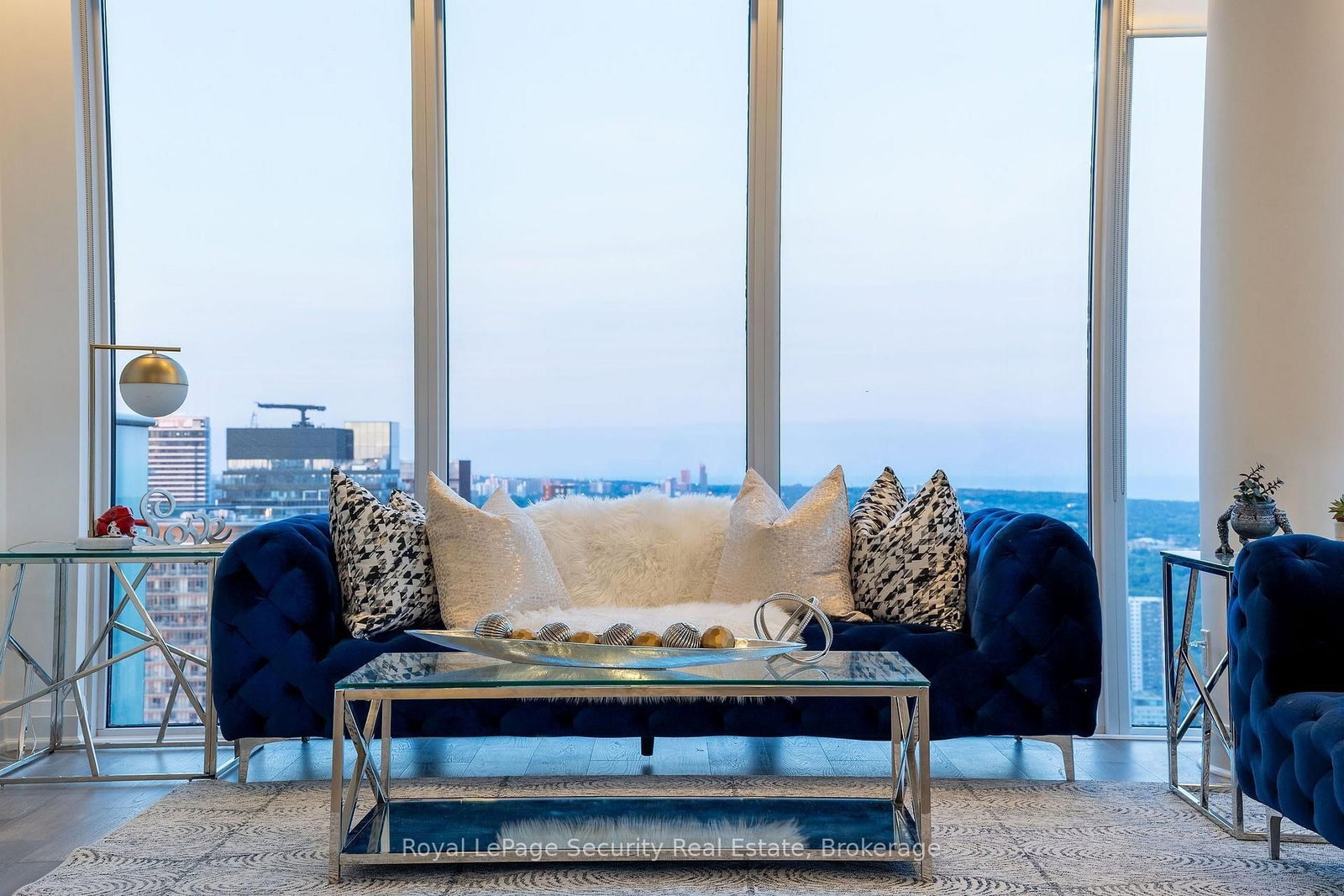 1080 Bay Street • #5301 • Toronto, ON photo 32