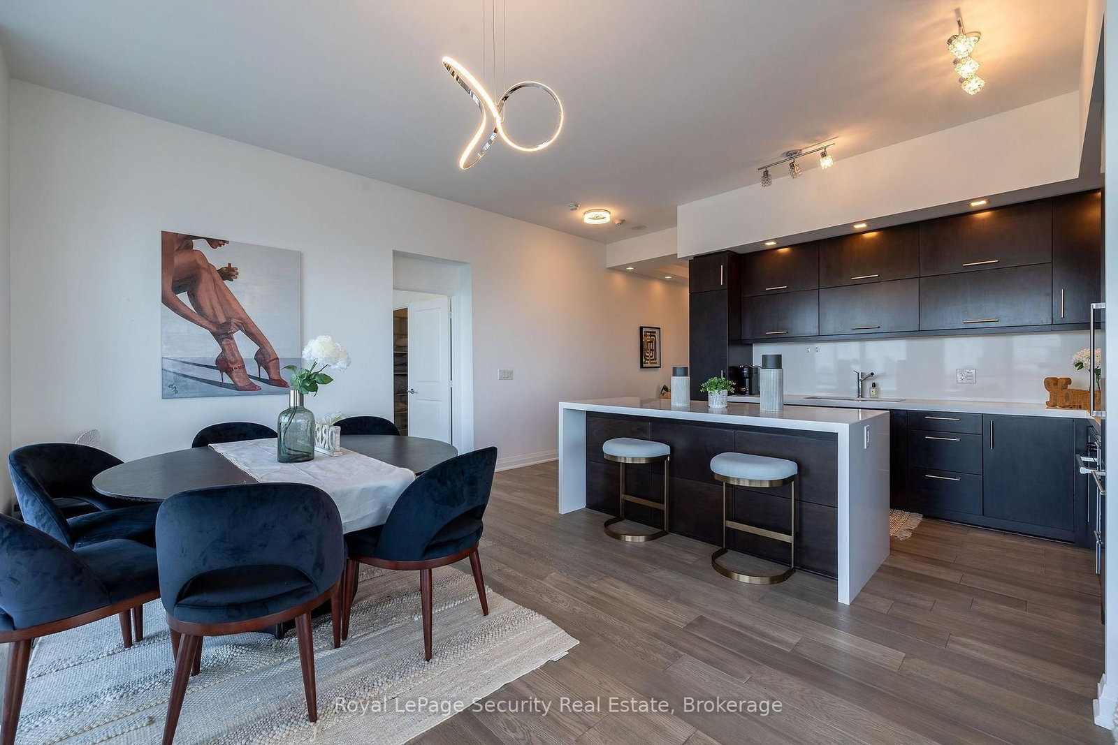 1080 Bay Street • #5301 • Toronto, ON photo 6
