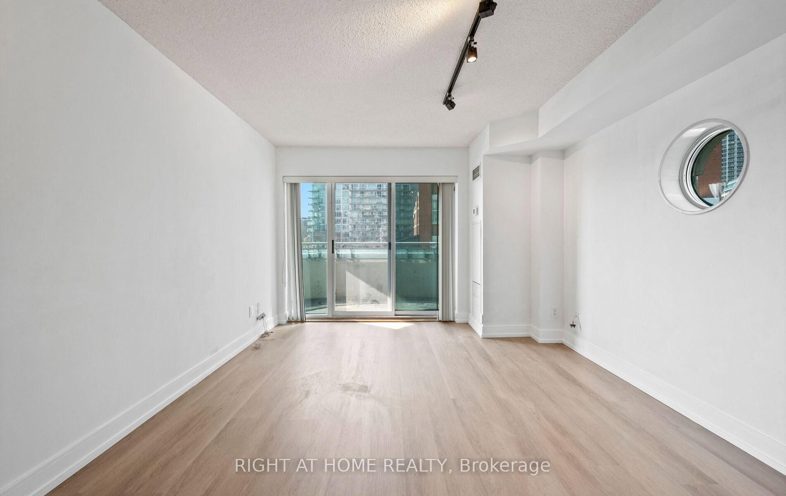 600 Queens Quay • #219 • Toronto, ON photo 10