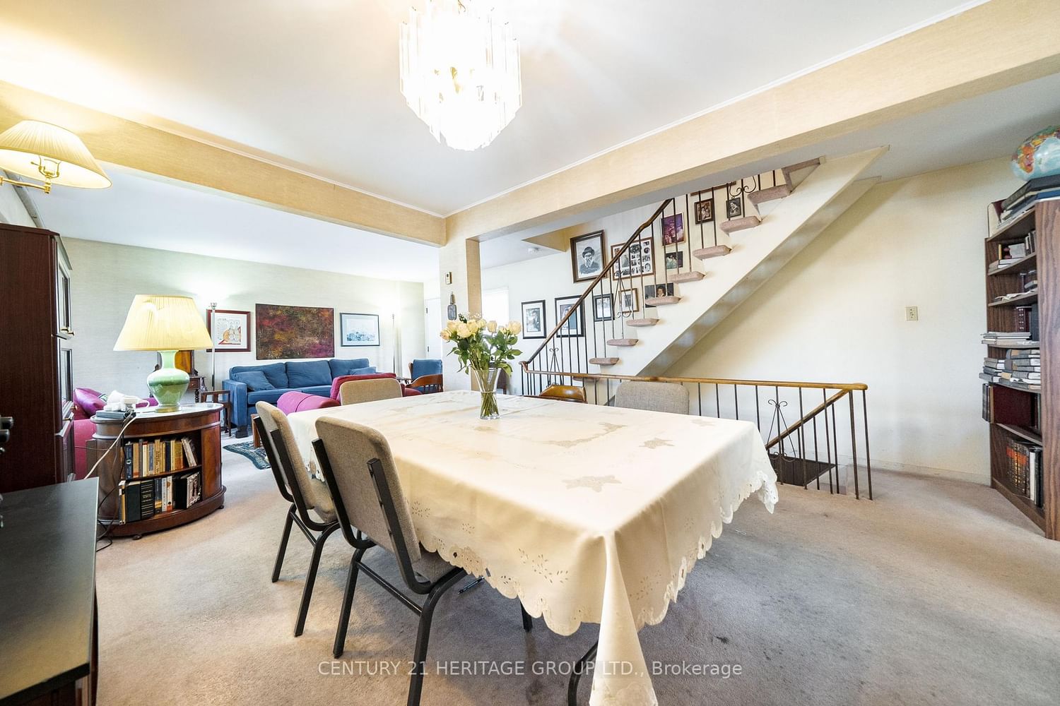 19 Candy Court Way • Toronto, ON photo 14