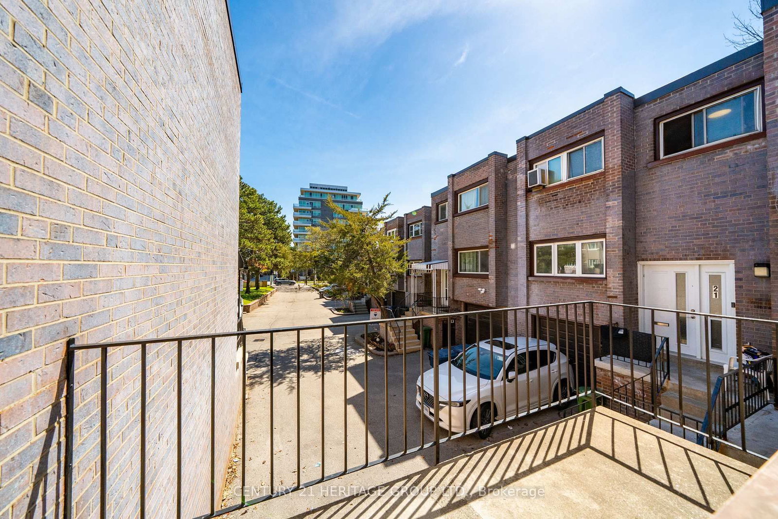 19 Candy Court Way • Toronto, ON photo 38