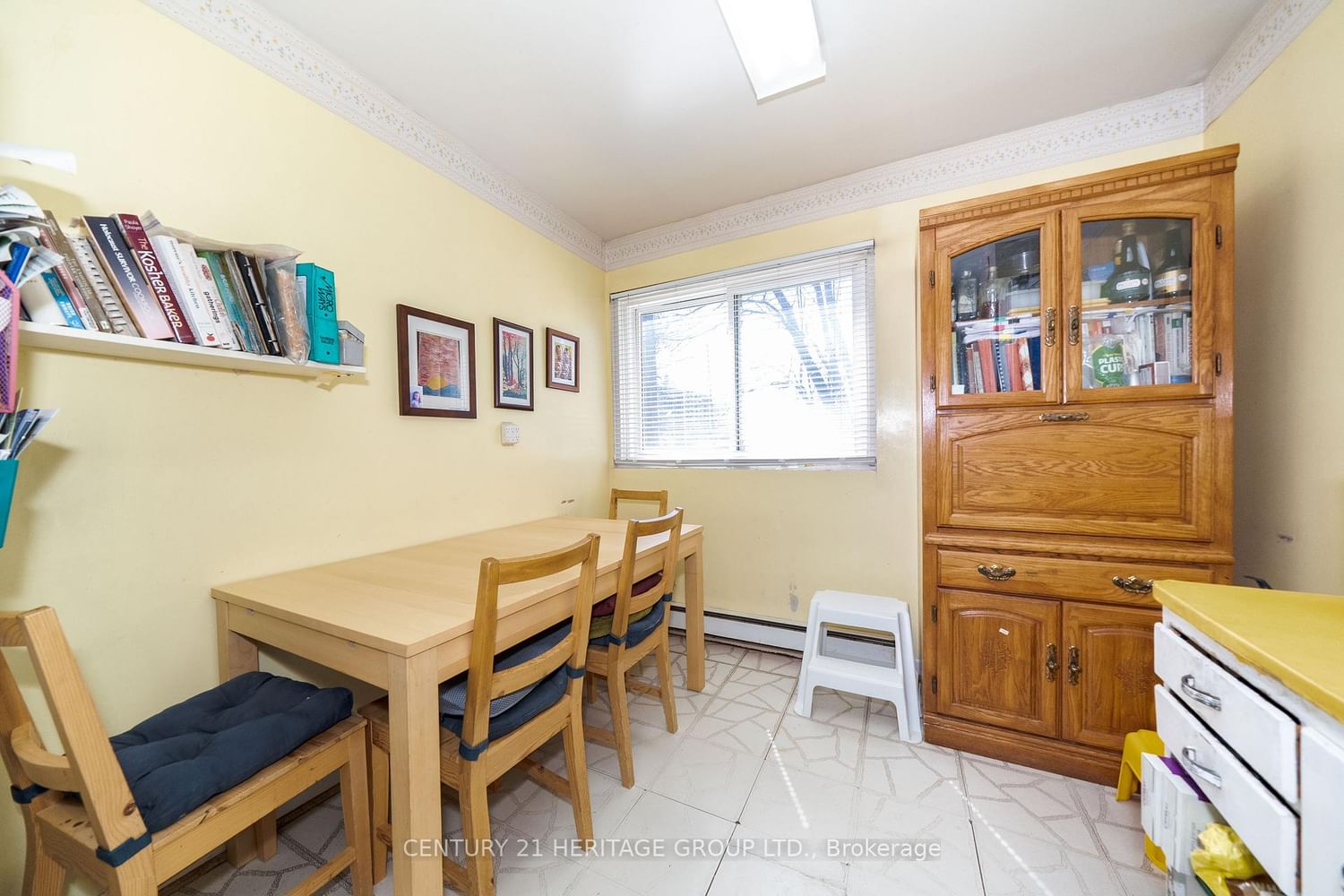 19 Candy Court Way • Toronto, ON photo 8
