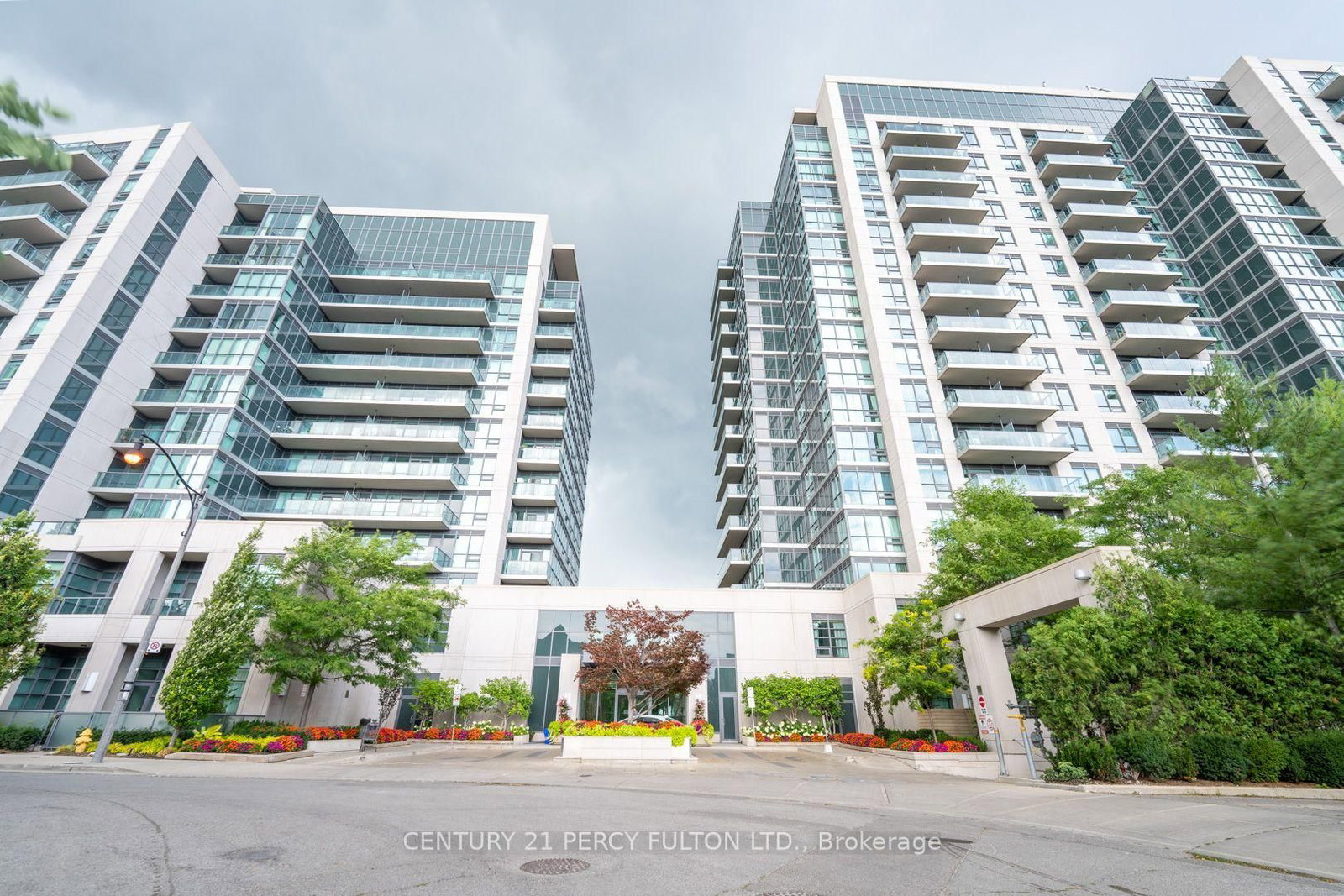 35 Brian Peck Crescent • #1510 • Toronto, ON photo 2