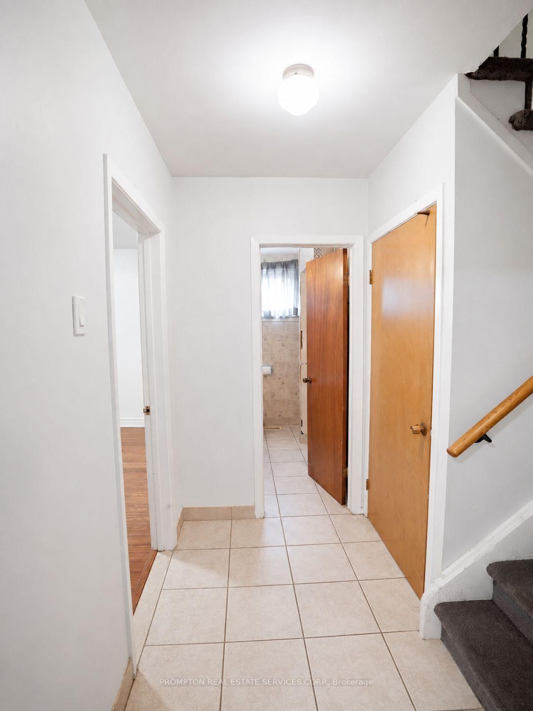 25 Lehar Crescent • Toronto, ON photo 24
