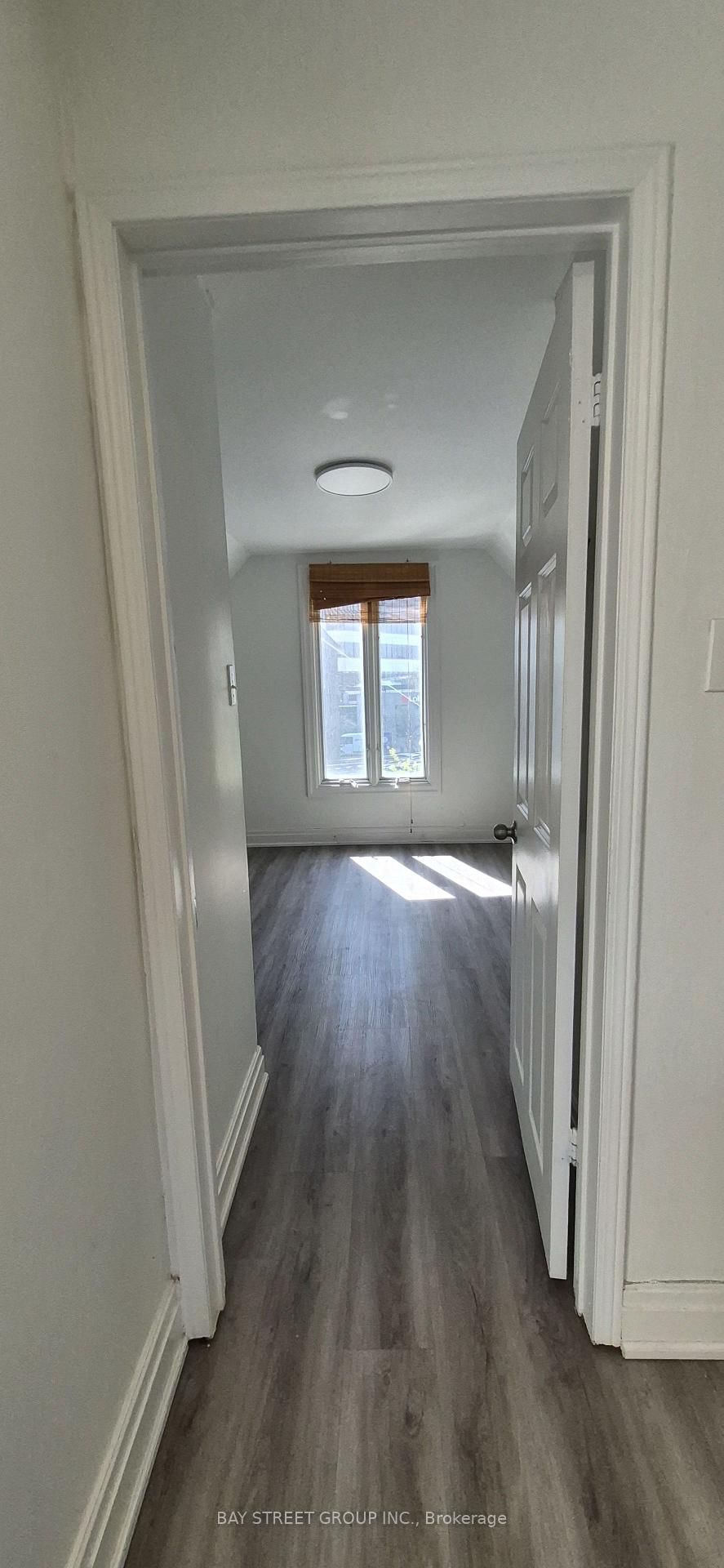 6 Ferndale Avenue • Toronto, ON photo 20