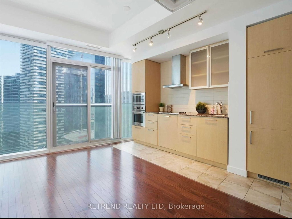 3101 - 12 York Street 3