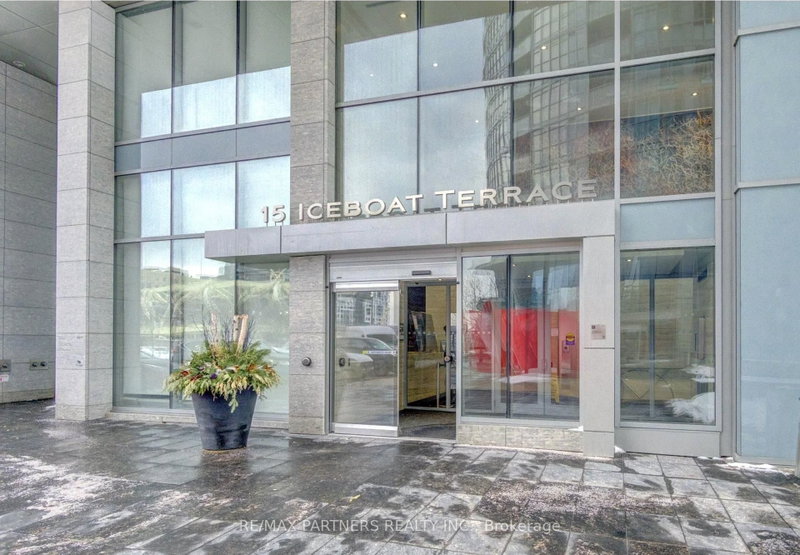1806 - 15 Iceboat Terrace