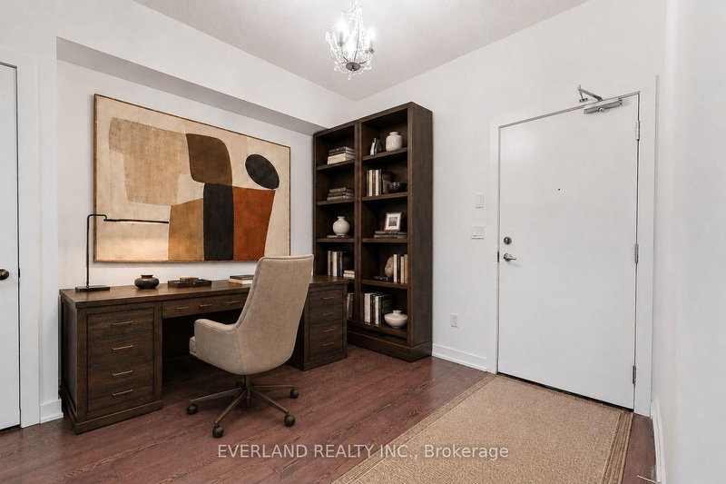 201 - 20 Bruyeres Mews