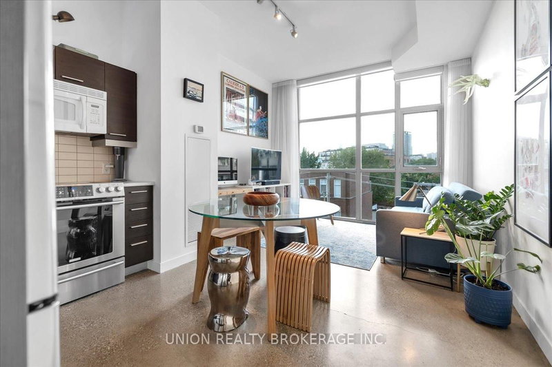 404 - 569 King Street E