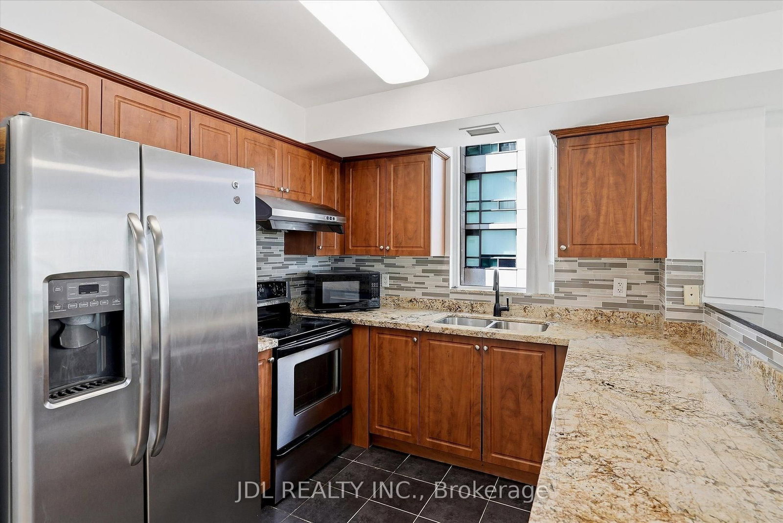 503 Beecroft Road • #516 • Toronto, ON photo 11