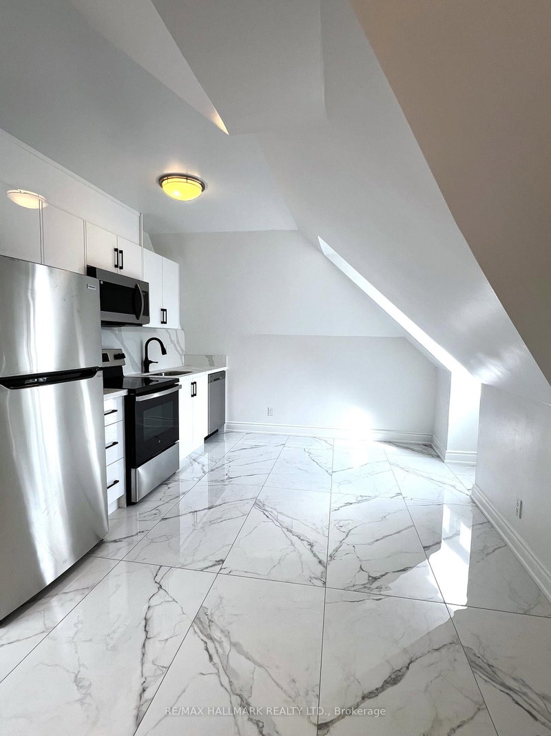 #3 - 61 Cecil Street