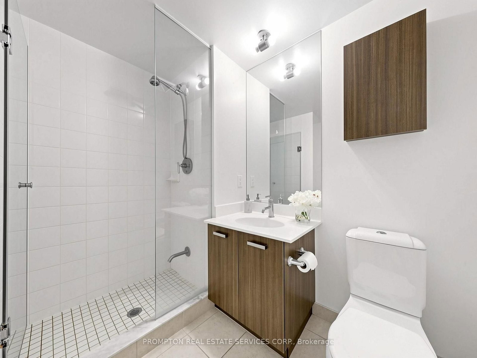 832 Bay Street • #905 • Toronto, ON photo 24