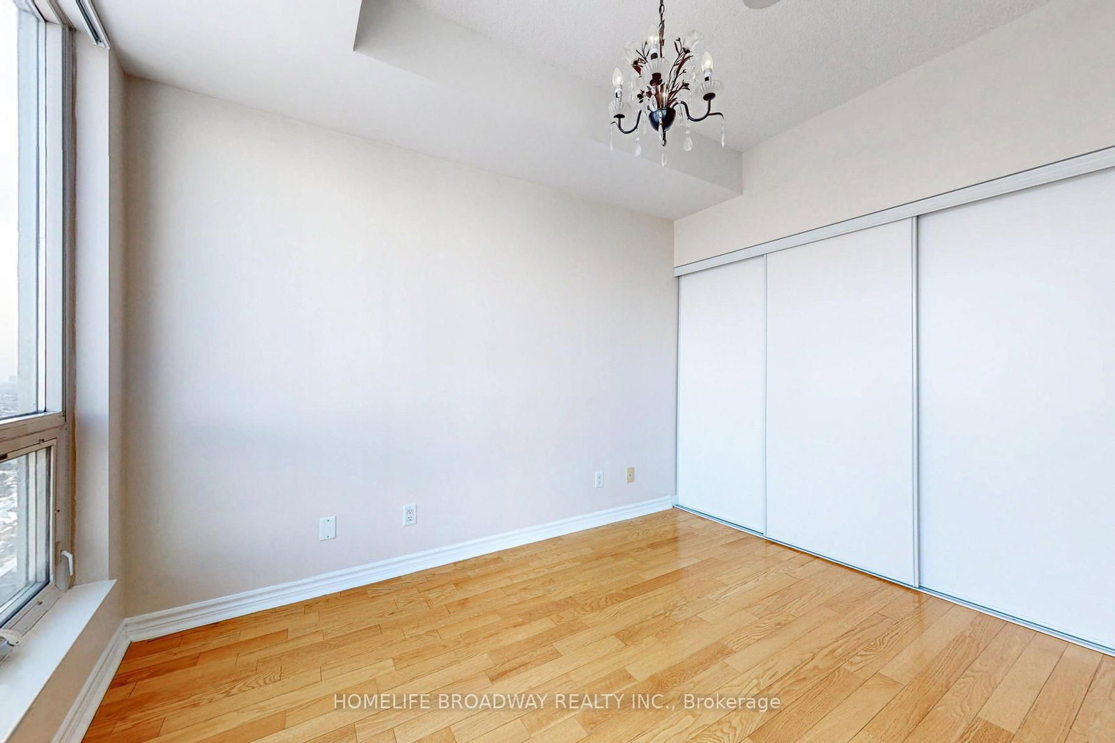 18 Holmes Avenue • #2215 • Toronto, ON photo 18
