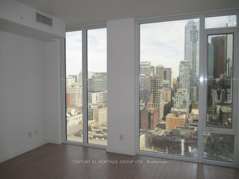 2205 - 101 Peter Street W
