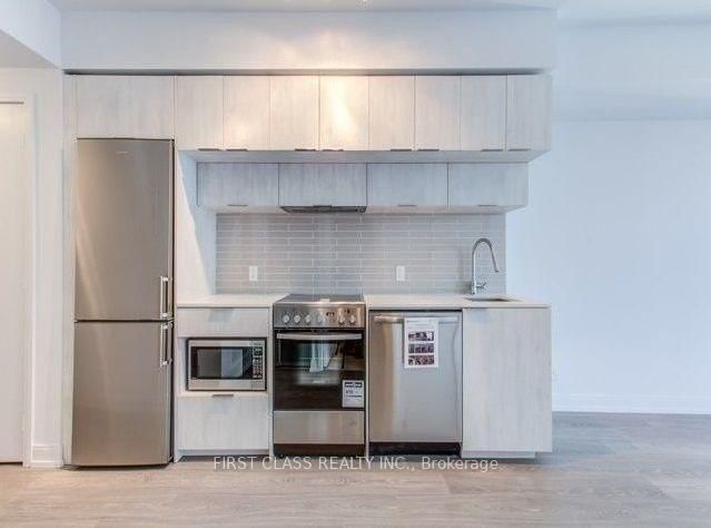 5115 - 181 Dundas Street E