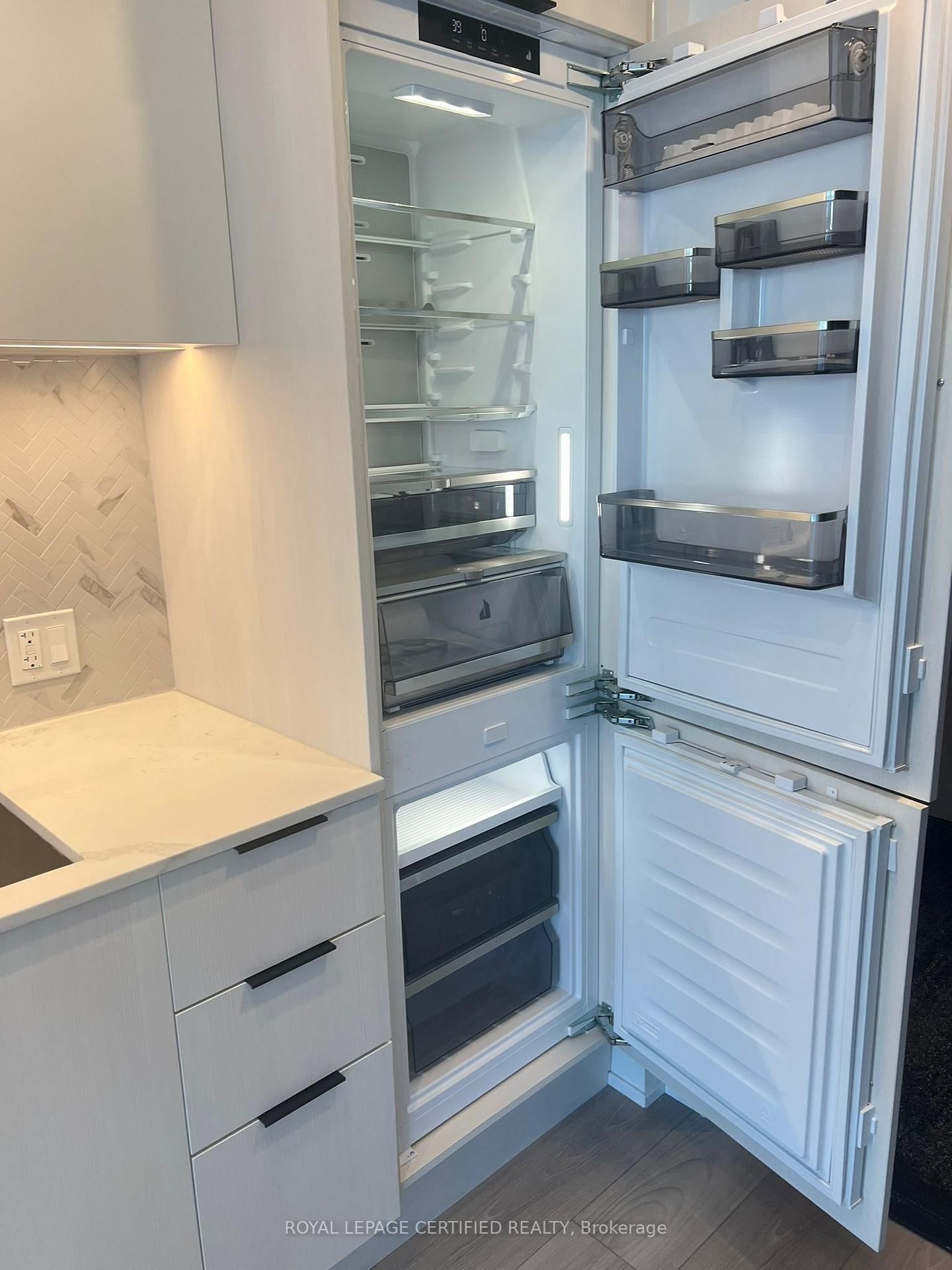 82 Dalhousie Street • #2905 • Toronto, ON photo 18