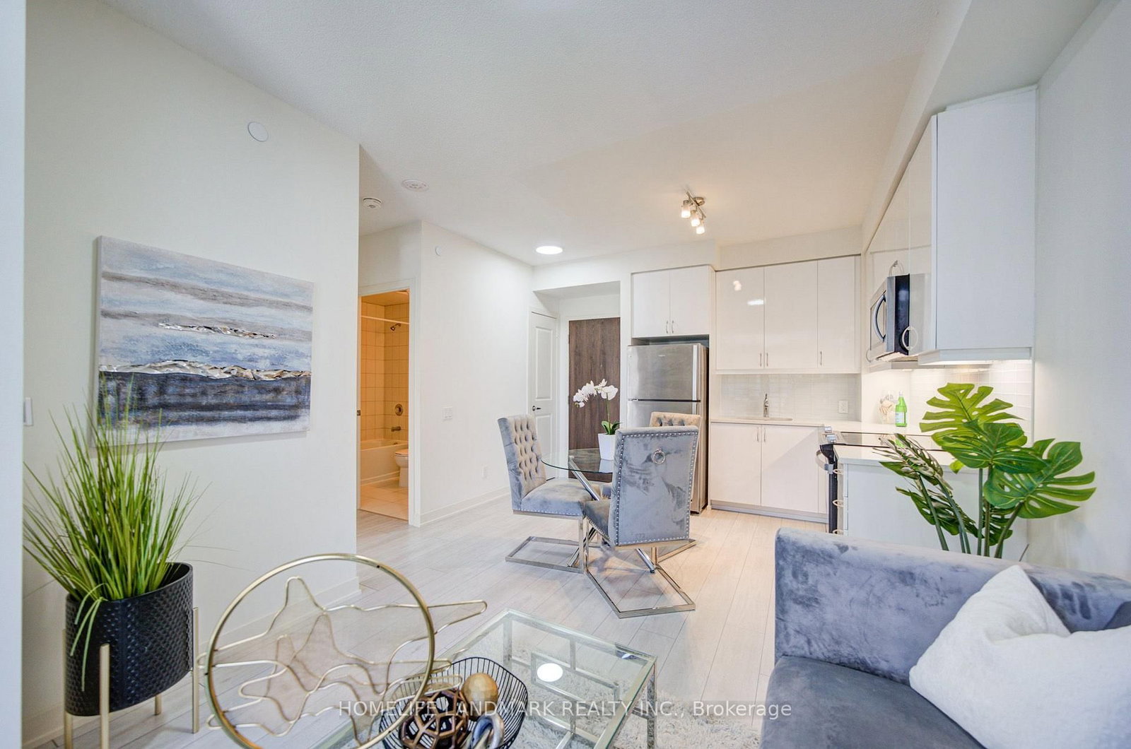 4955 yonge Street • #818 • Toronto, ON photo 11