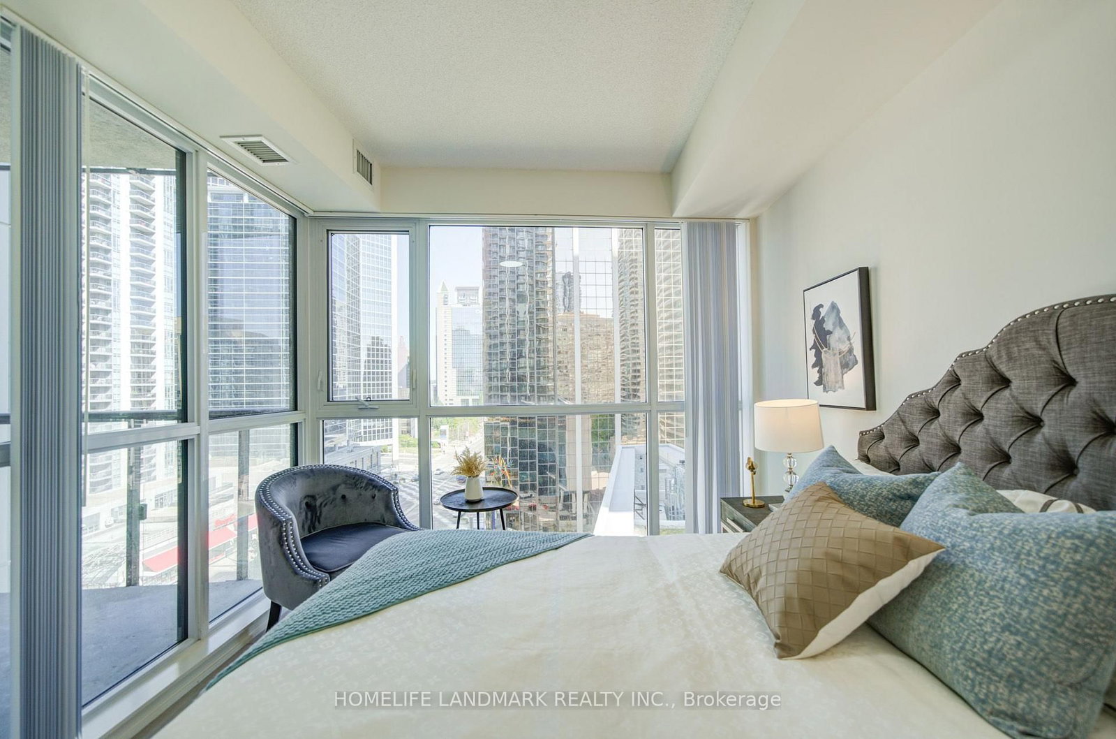 4955 yonge Street • #818 • Toronto, ON photo 18