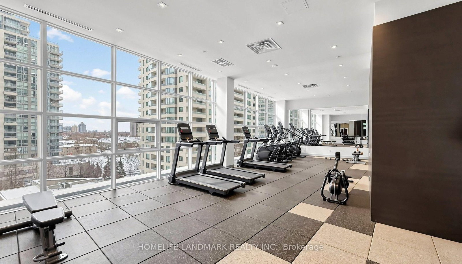 4955 yonge Street • #818 • Toronto, ON photo 21