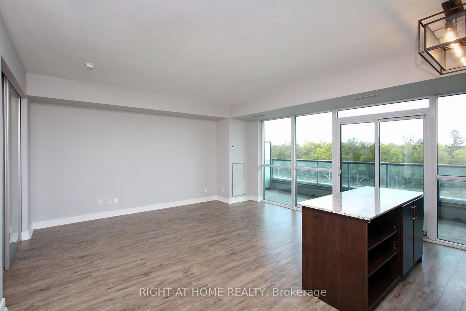 35 Brian Peck Crescent • #303 • Toronto, ON photo 16